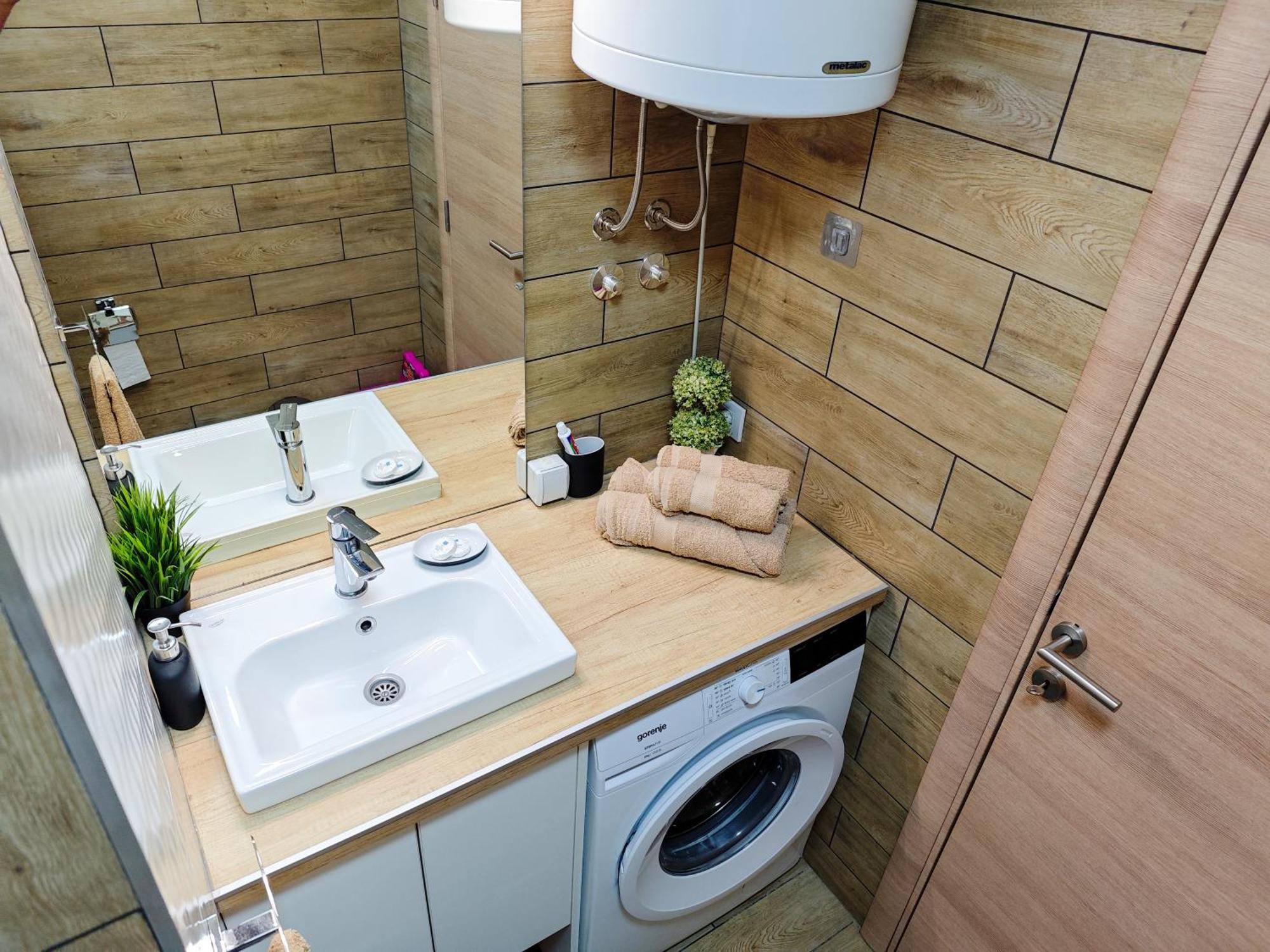דונג'י מלינובאץ' Apartman Julija מראה חיצוני תמונה