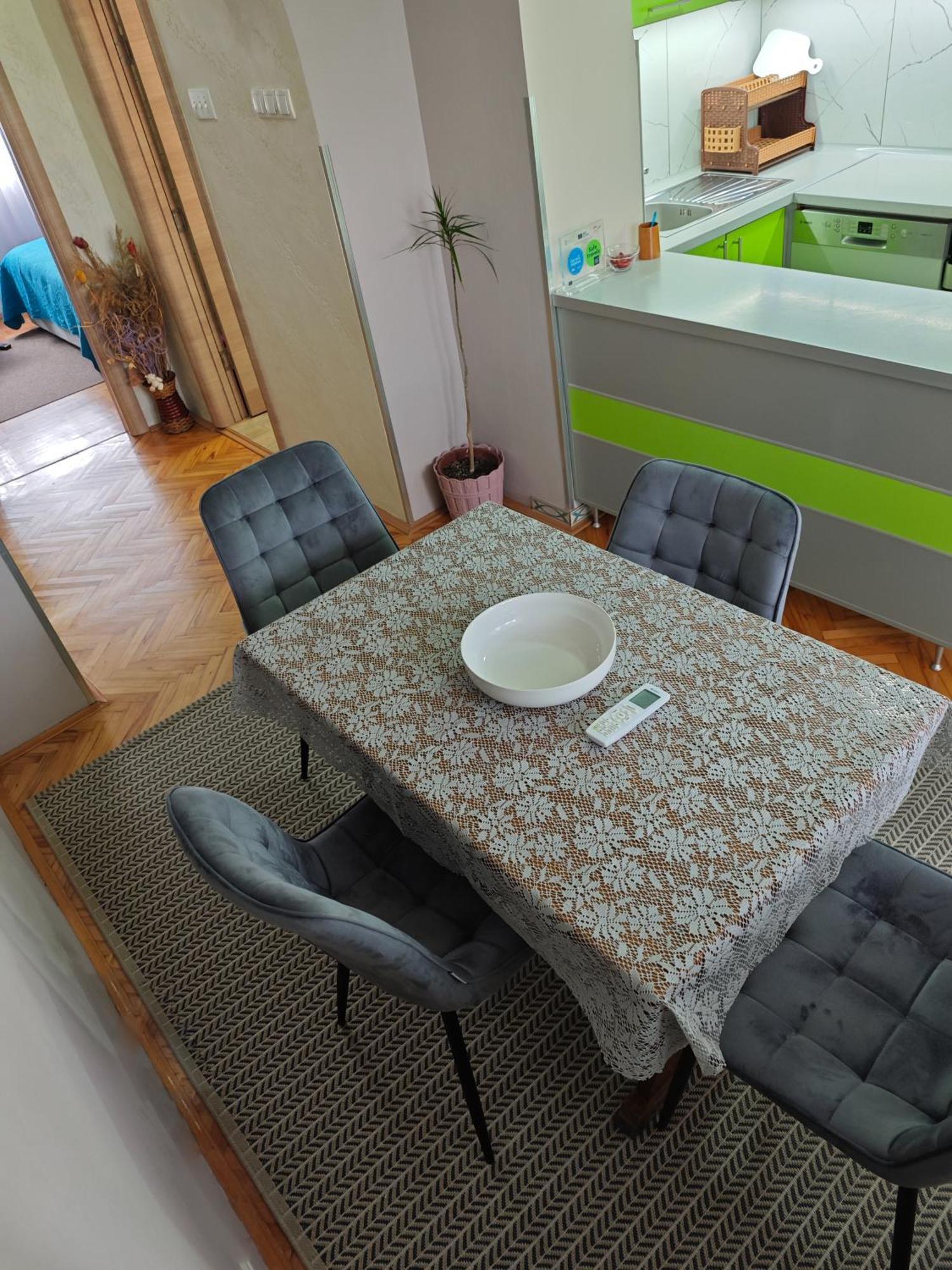 דונג'י מלינובאץ' Apartman Julija מראה חיצוני תמונה