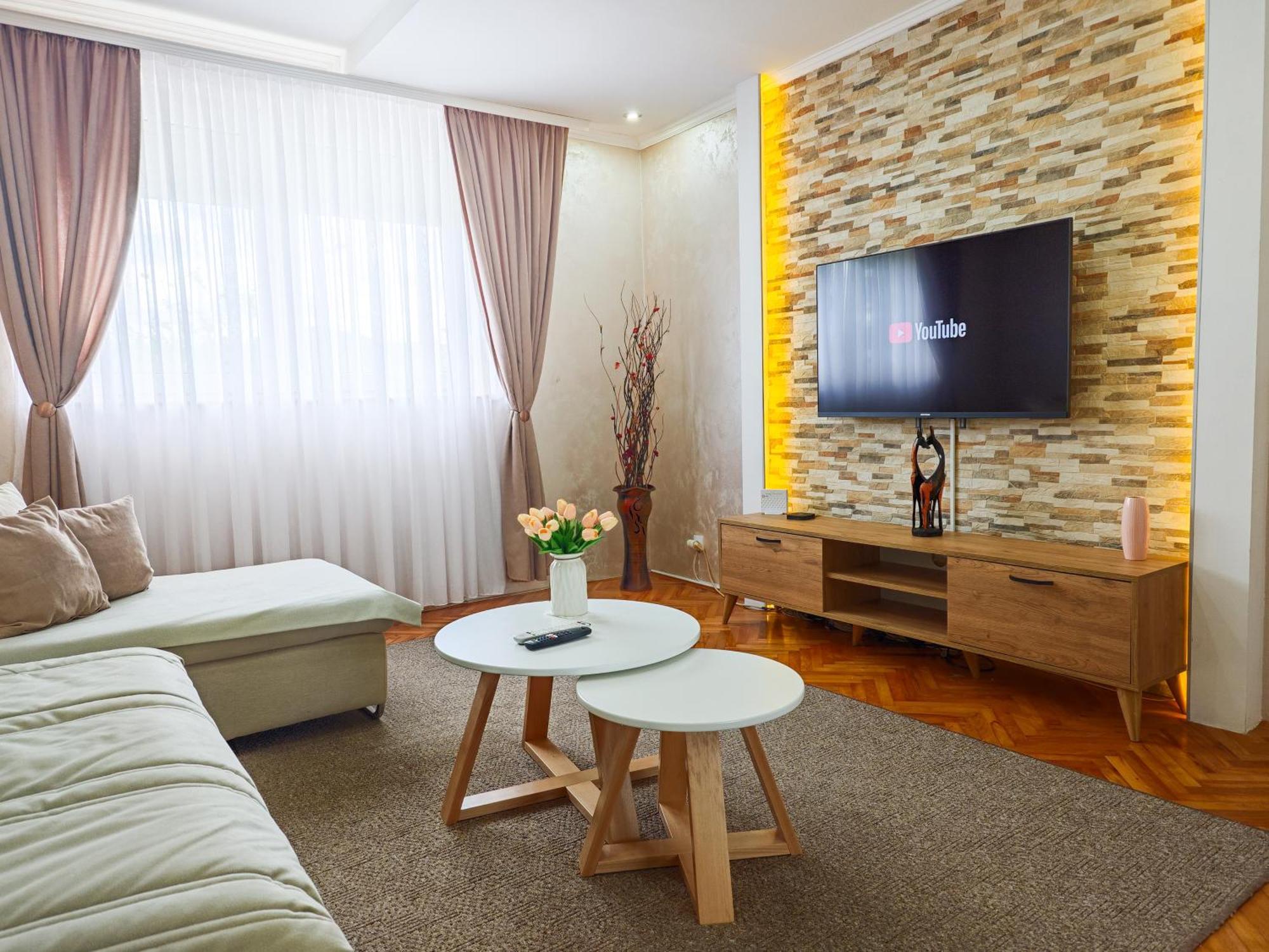 דונג'י מלינובאץ' Apartman Julija מראה חיצוני תמונה