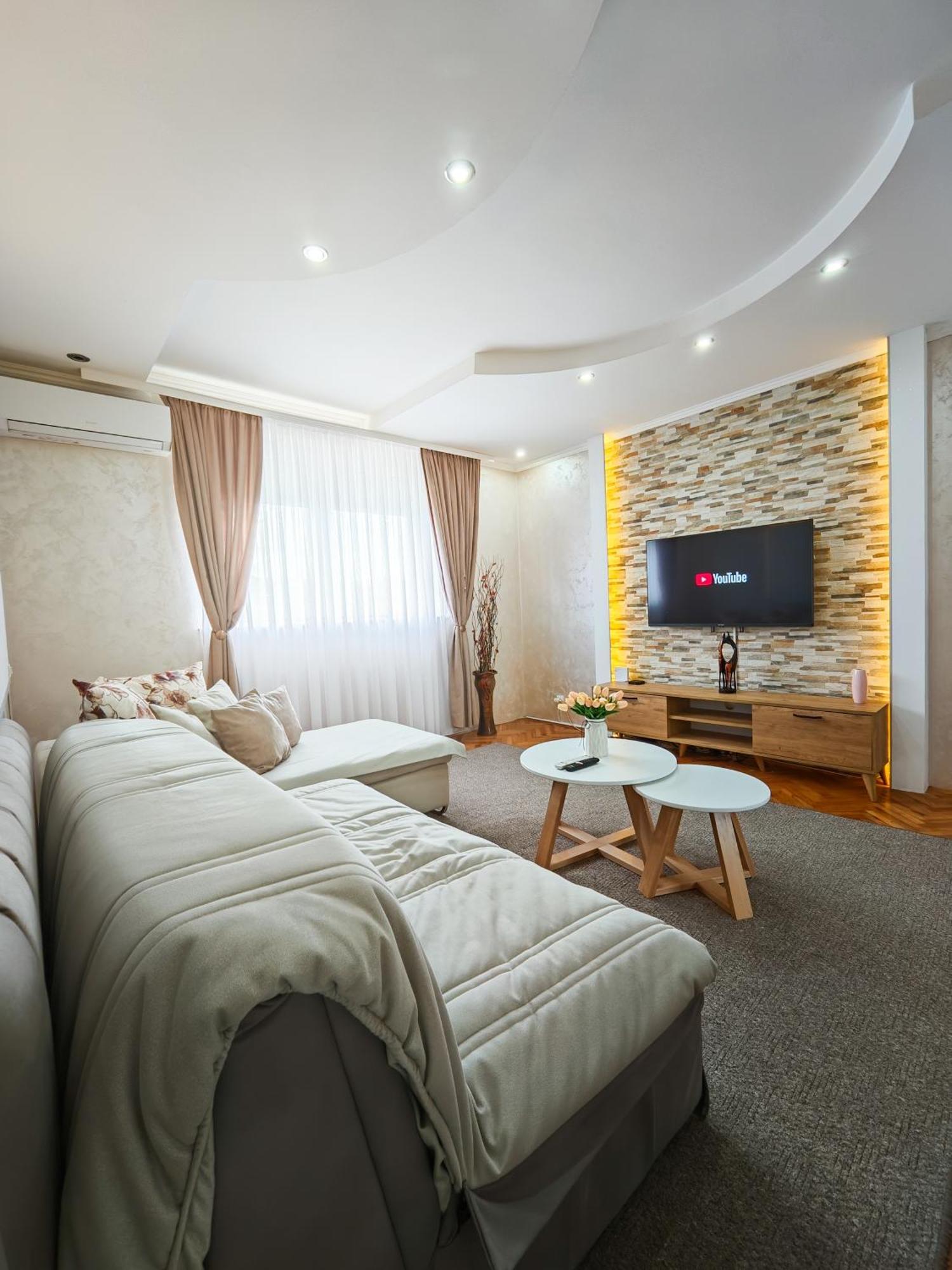 דונג'י מלינובאץ' Apartman Julija מראה חיצוני תמונה